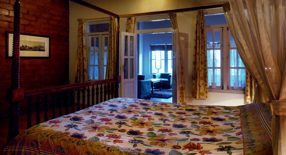 Lymond House Hotel Ooty Bagian luar foto
